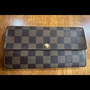 Authentic Louis Vuitton wallet